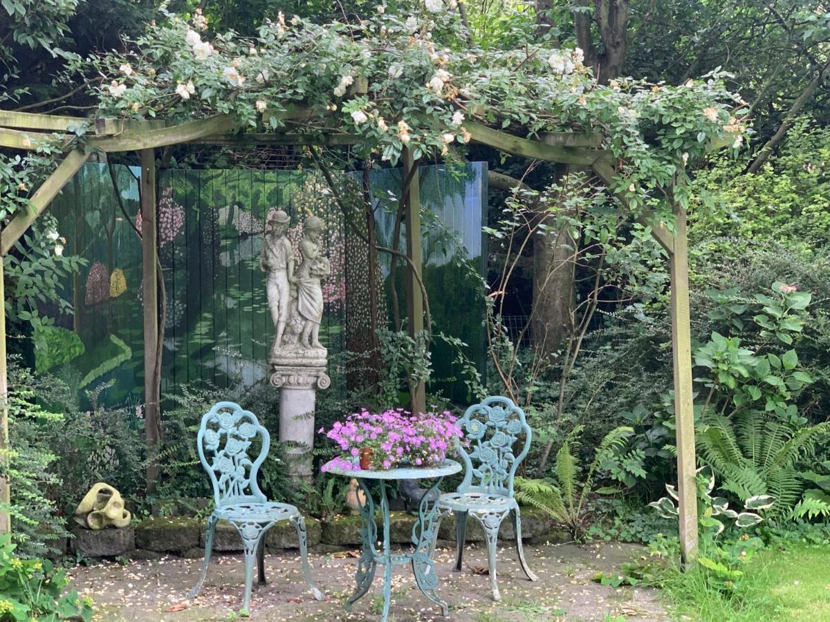 Overnachten in een luxe yurt! Zonnemaire Buitenkant foto